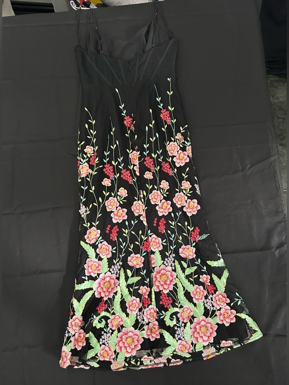 *Flawed Dress The Population RTR Woman’s Giovanna Floral Embroidered Dress (107) - Picture 7 of 12